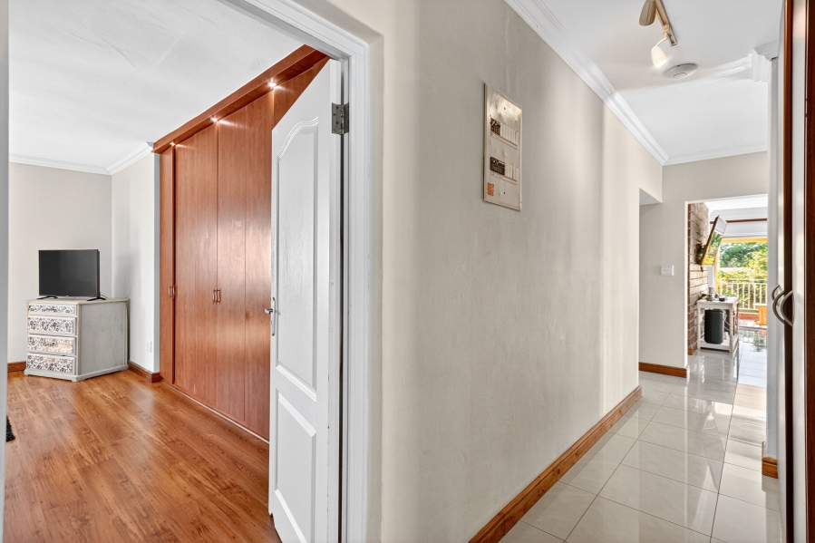 6 Bedroom Property for Sale in Olive Grove Western Cape